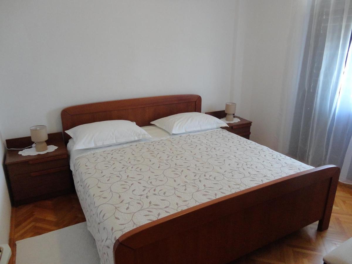Apartman Lucijan Marusici  Kültér fotó