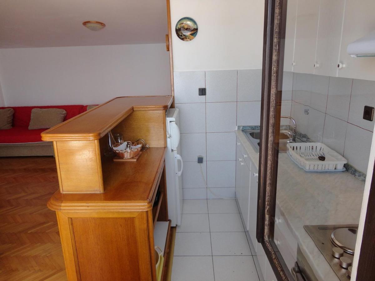 Apartman Lucijan Marusici  Kültér fotó