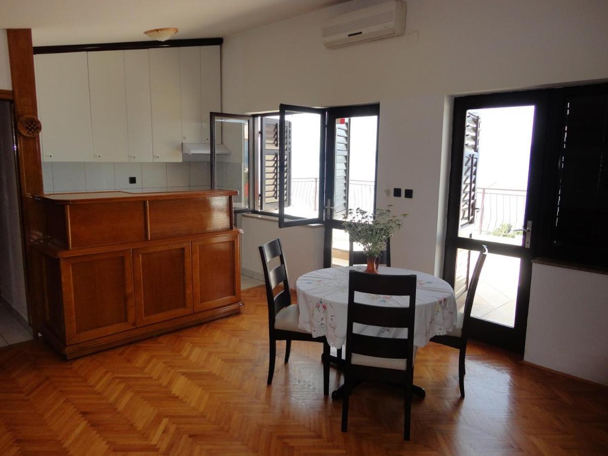 Apartman Lucijan Marusici  Kültér fotó